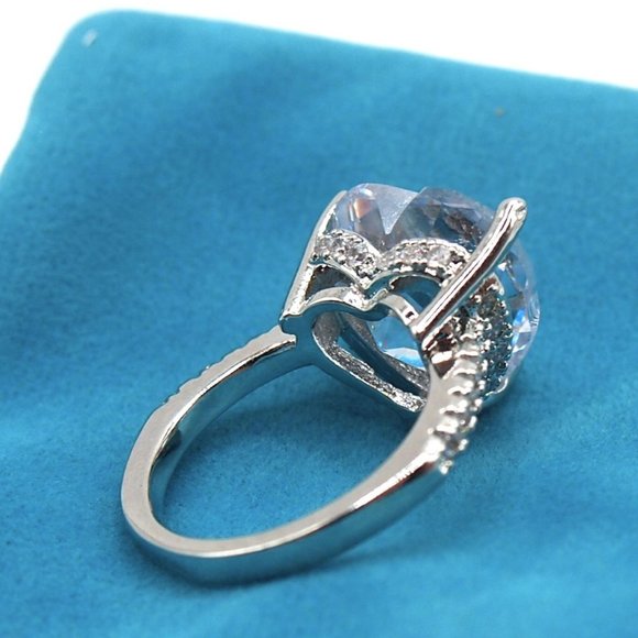 Stunning Large 5.00ctw Cubic Zirconia Heart Ring Solid 925 Sterling Silver - Picture 12 of 12